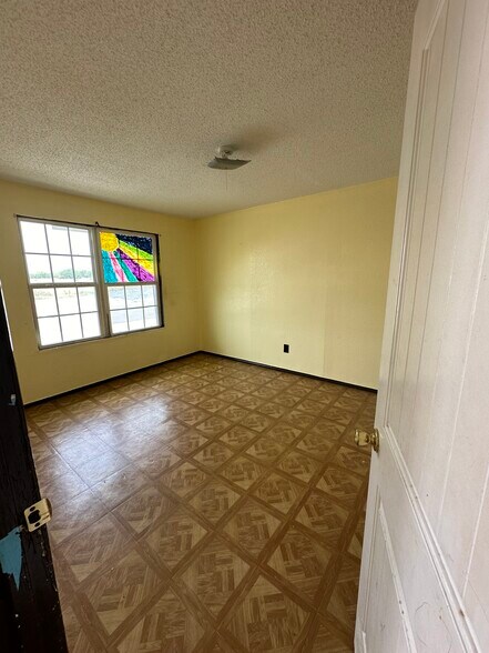 More Photos Of 4329 N Flores St, Edinburg Apartments For Sale