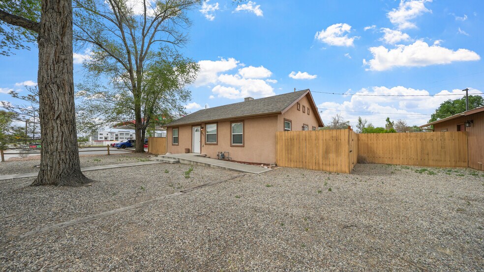 More Photos Of 421 Aspen Ave, Fruita Storefront Retail Residential For Sale