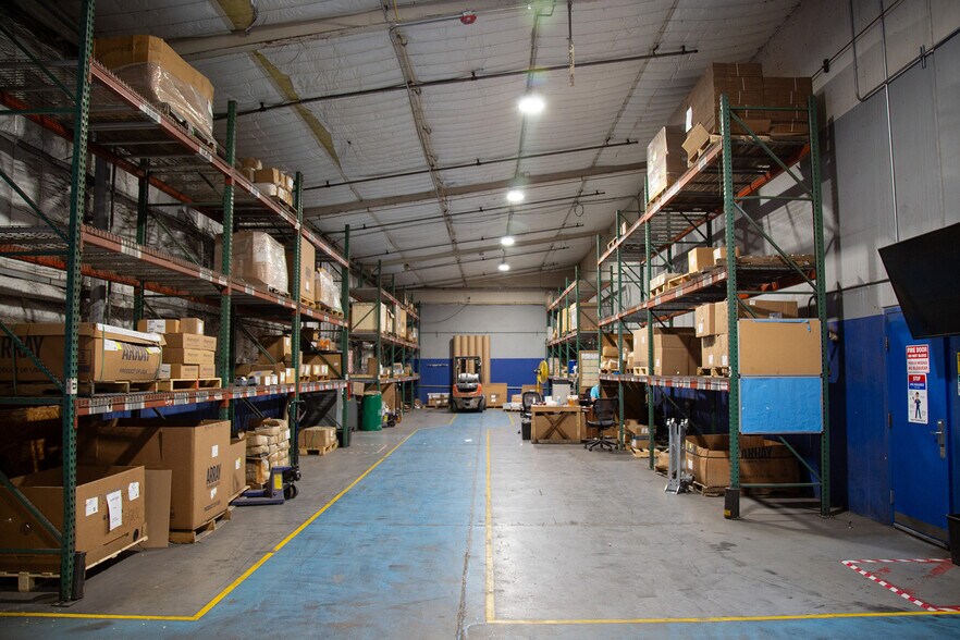 More Photos Of 3901 Midway Pl NE, Albuquerque Manufacturing For Sale