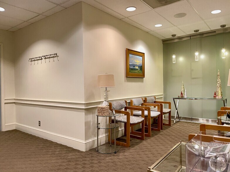 More Photos Of 90 Grove St, Ridgefield Medical For Sale