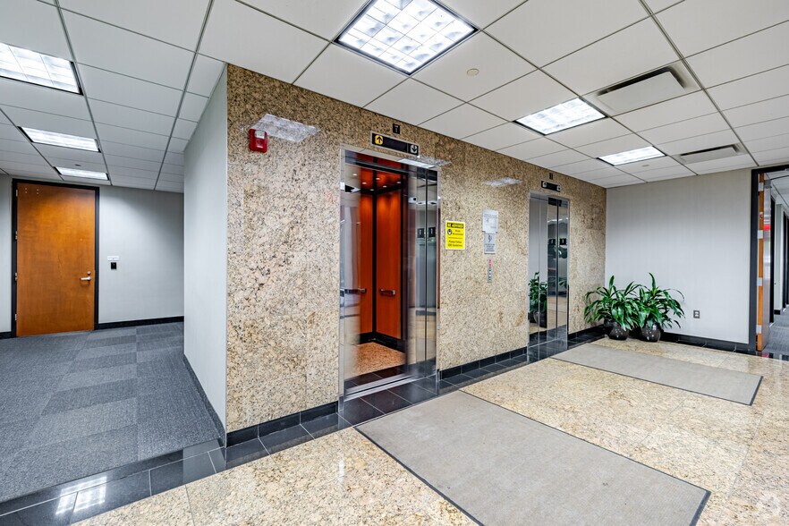 More Photos Of 611 River Dr, Elmwood Park Office For Sale