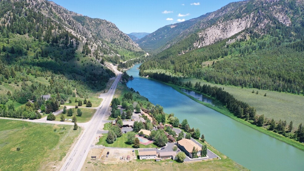 Primary Photo Of 118878 Highway 89 & 26, Alpine Hotel For Sale