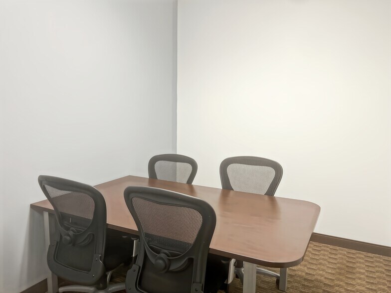 More Photos Of 2009 Mackenzie Way, Cranberry Township Coworking Space