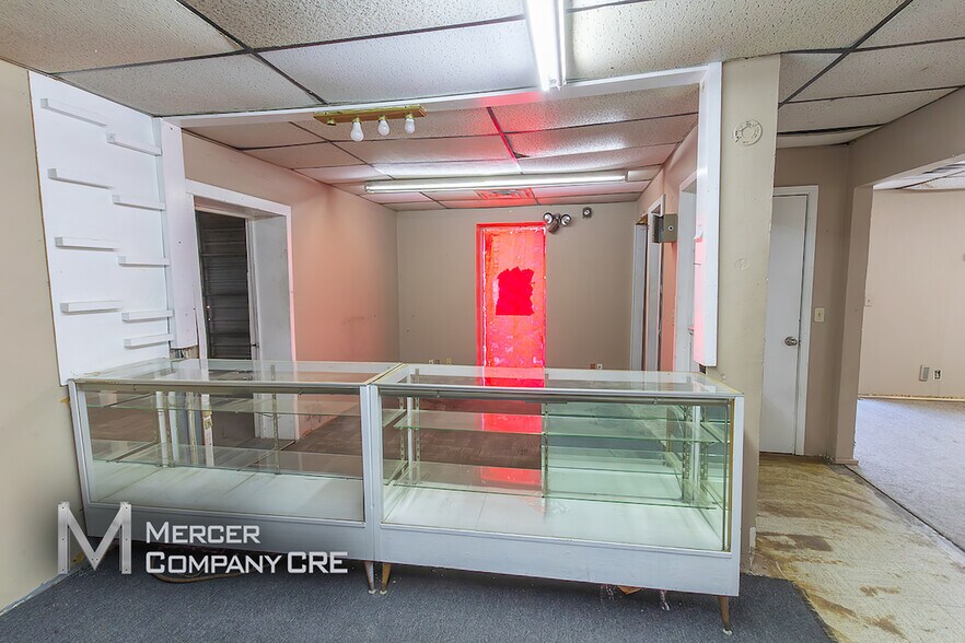 More Photos Of 440-460 N Rockwell Ave, Oklahoma City Unknown For Lease