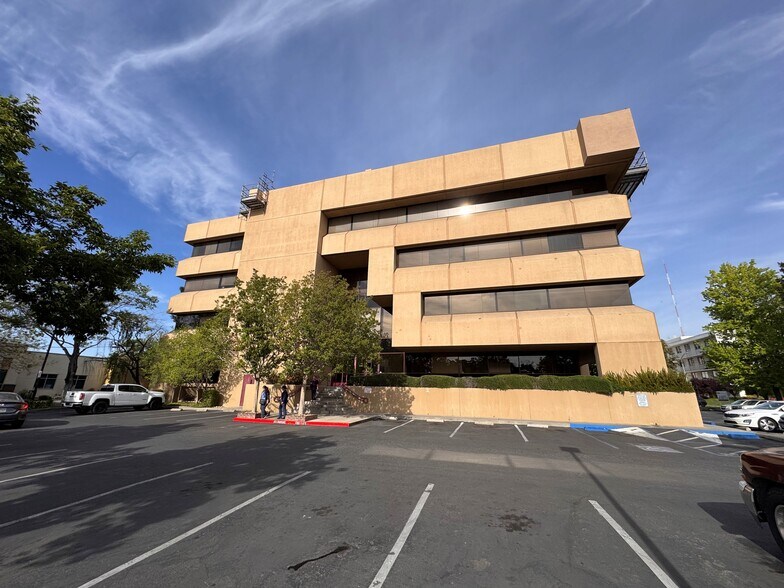 More Photos Of 1805 N California St, Stockton Medical For Sale