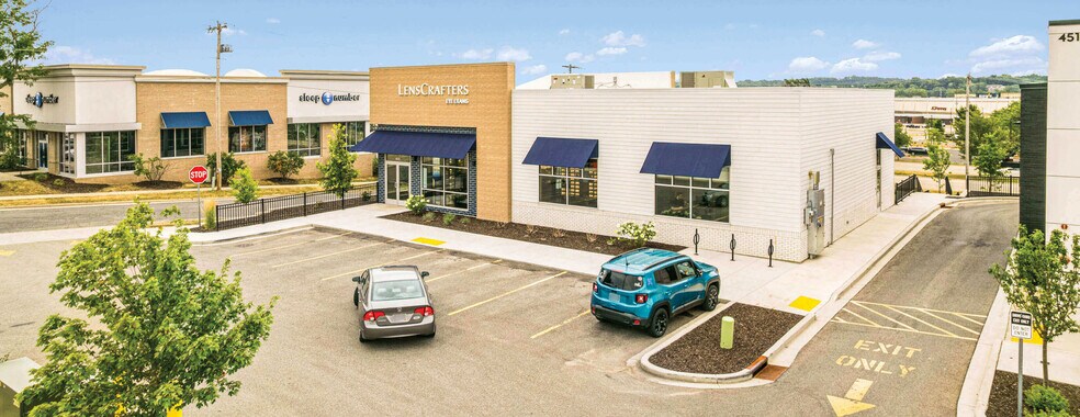 More Photos Of 4518 E Washington Ave, Madison General Retail For Sale