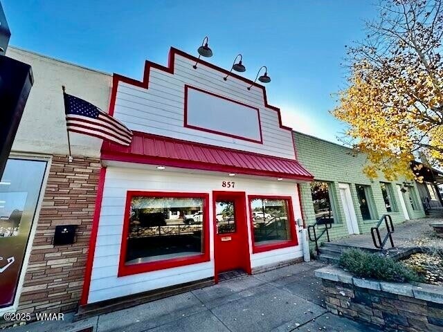More Photos Of 857 E Cooley St, Show Low Storefront For Sale