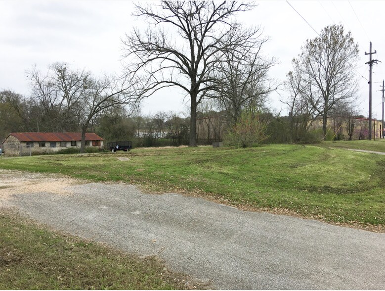 More Photos Of 1822 Tx-105, Brenham Land For Sale