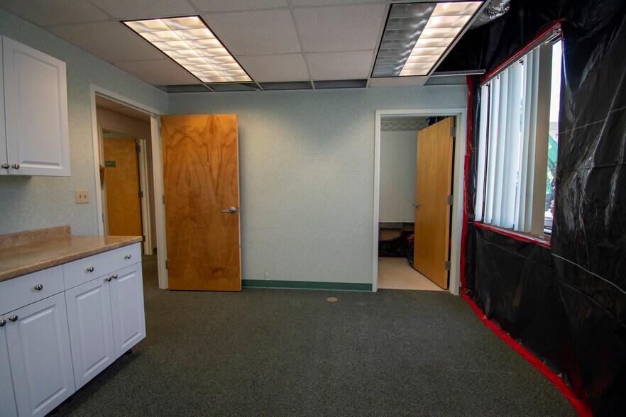 More Photos Of 2525 Harbor Blvd, Port Charlotte Medical For Sale