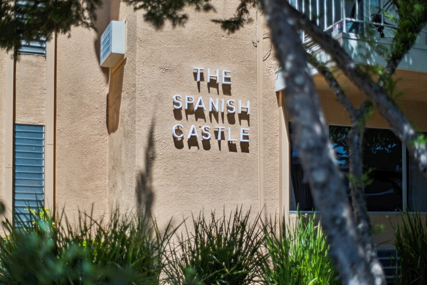 More Photos Of 1183 Saranap Ave, Walnut Creek Apartments For Sale