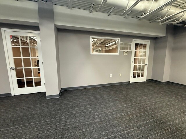 More Photos Of 3850 Main St, Bridgeport Office For Lease
