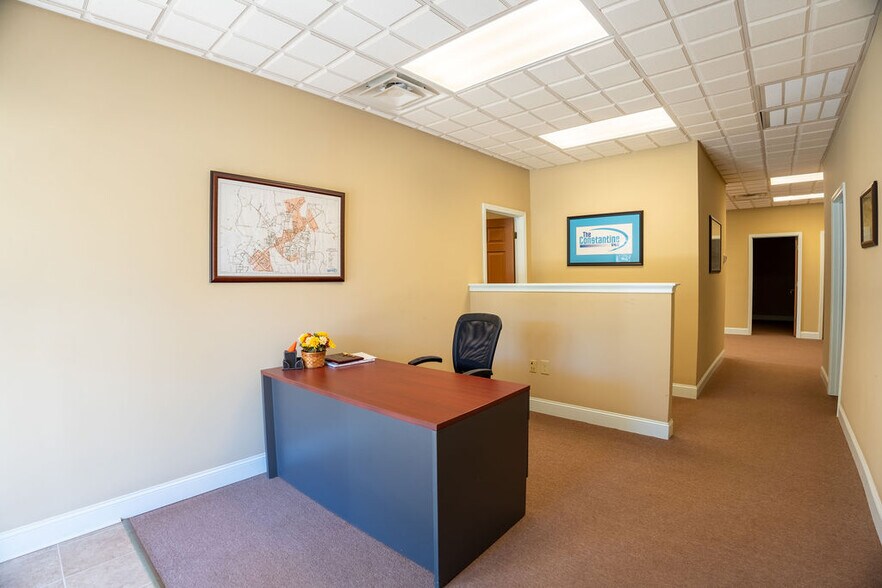 More Photos Of 403 S Pleasant Hill Rd, Warner Robins Office For Sale
