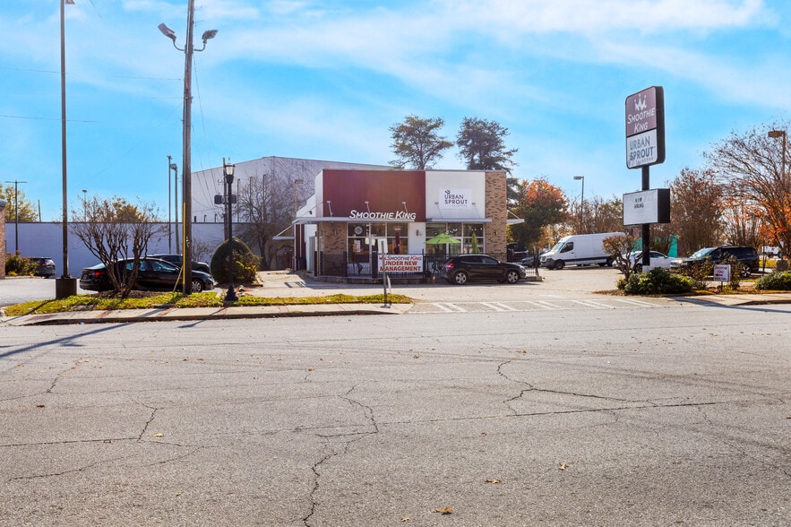 More Photos Of 876 Virginia Ave, Hapeville Fast Food For Sale