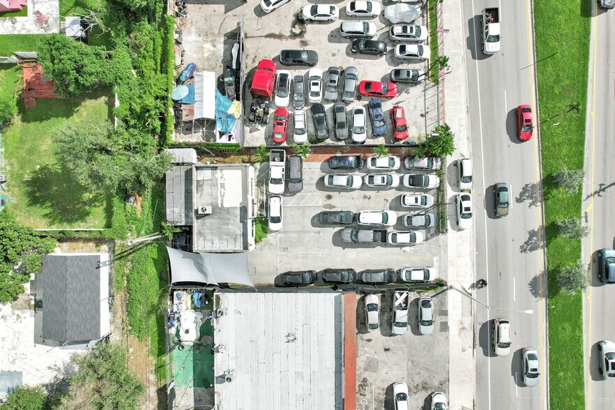 More Photos Of 9621 NW 27th Ave, Miami Office For Sale