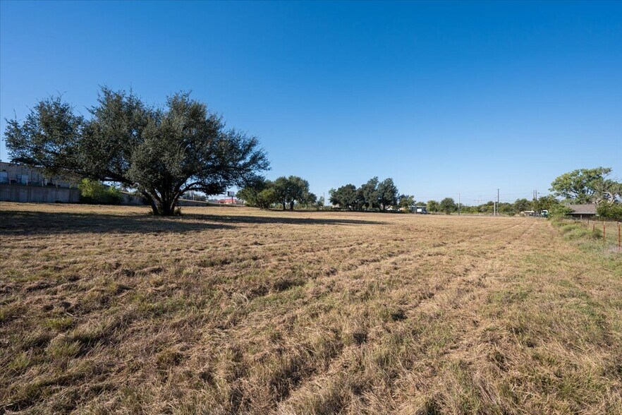More Photos Of 1401 E Washington St, Stephenville Land For Sale