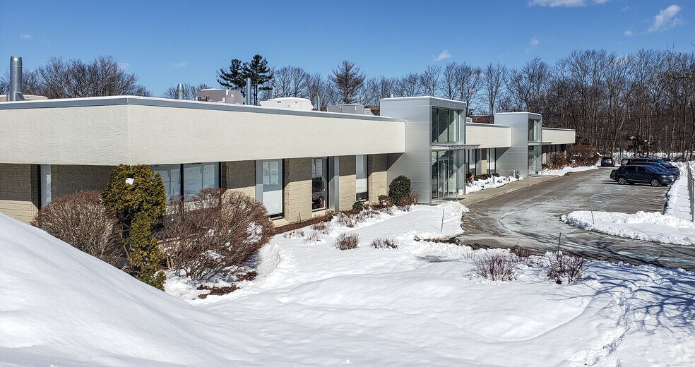 Primary Photo Of 101 Hartwell Ave, Lexington Research And Development For Lease