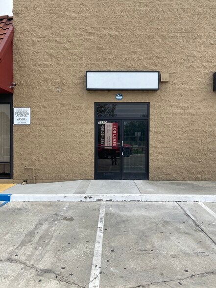 More Photos Of 1364-1370 E Santa Clara St, San Jose Storefront Retail Office For Lease