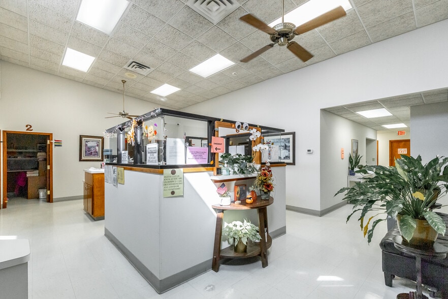 More Photos Of 932 Spring Creek Rd, Chattanooga Office For Sale