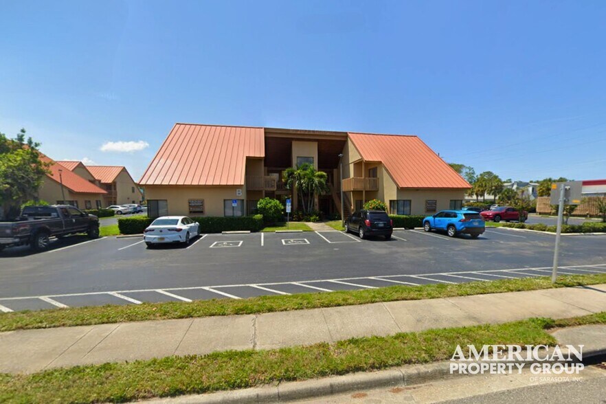 More Photos Of 2831 Ringling Blvd, Sarasota Office For Sale