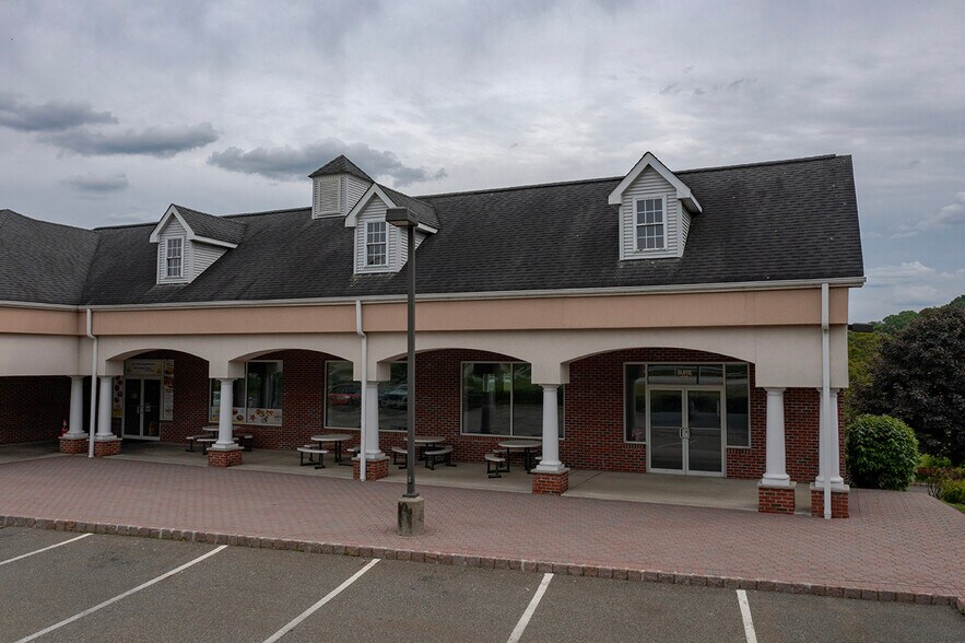 More Photos Of 191 Rt-15, Lafayette Storefront Retail Office For Lease