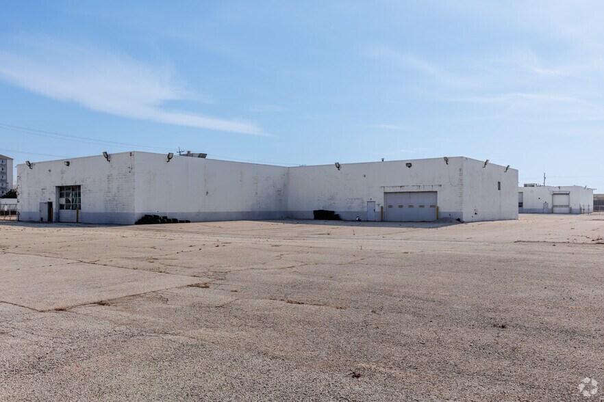 More Photos Of 4000 N Mannheim Rd, Franklin Park Auto Dealership For Sale