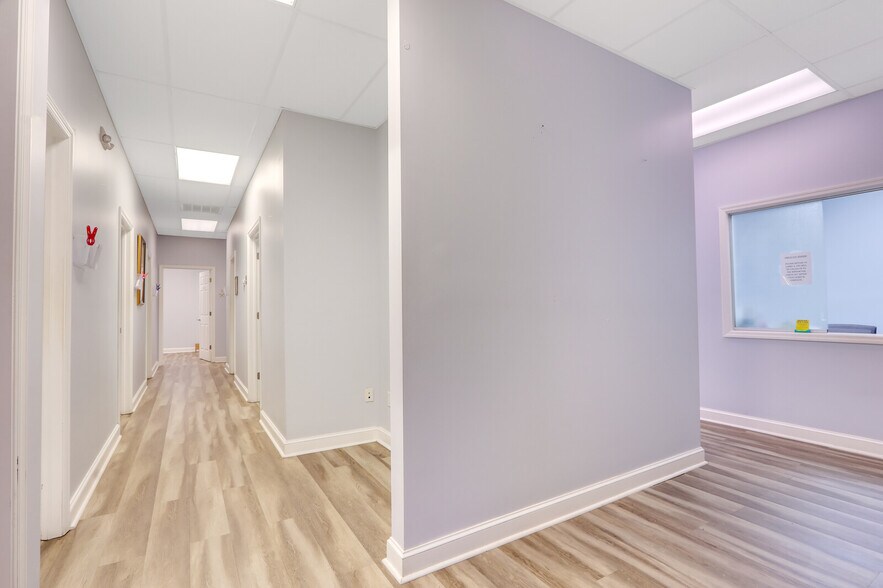 More Photos Of 1405 SE Goldtree Dr, Port Saint Lucie Medical For Lease