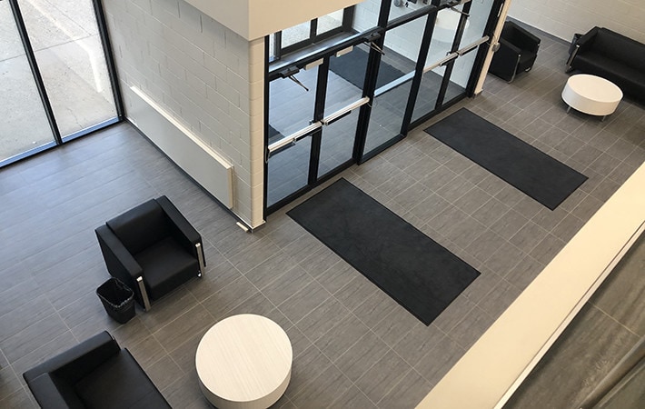 More Photos Of 221 Winnipeg St N, Regina Light Distribution For Lease