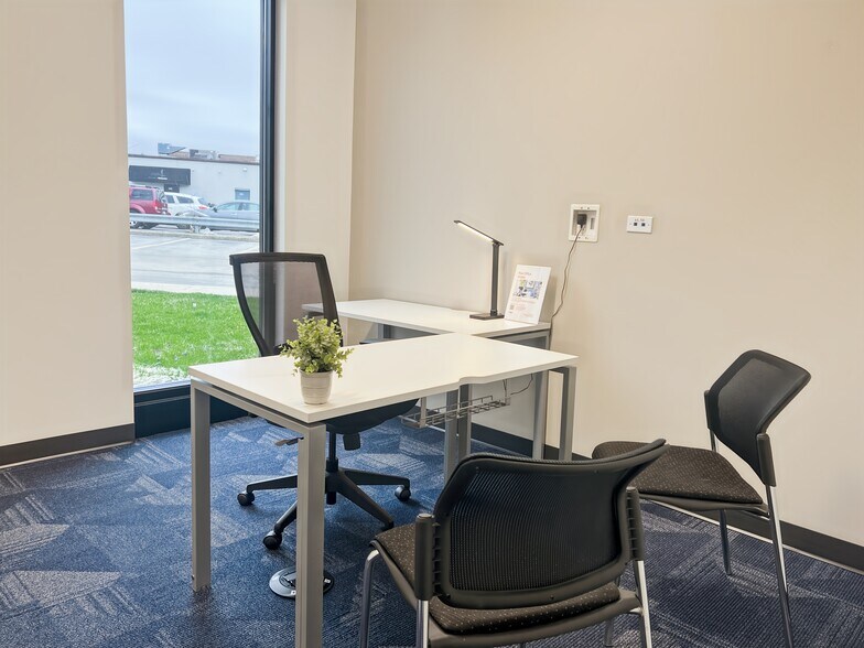 More Photos Of 205 W Grand Ave, Bensenville Coworking Space