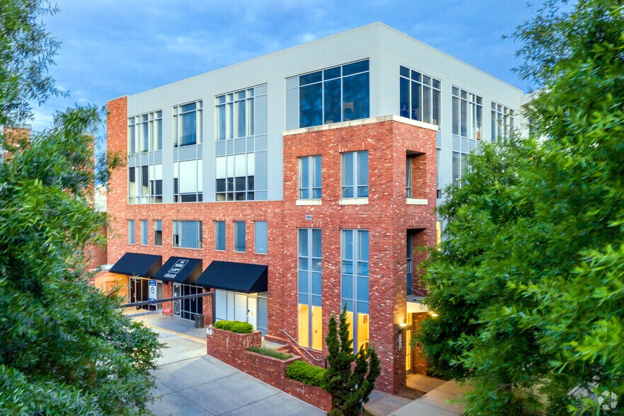 More Photos Of 2201 South Blvd, Charlotte Office Residential For Lease