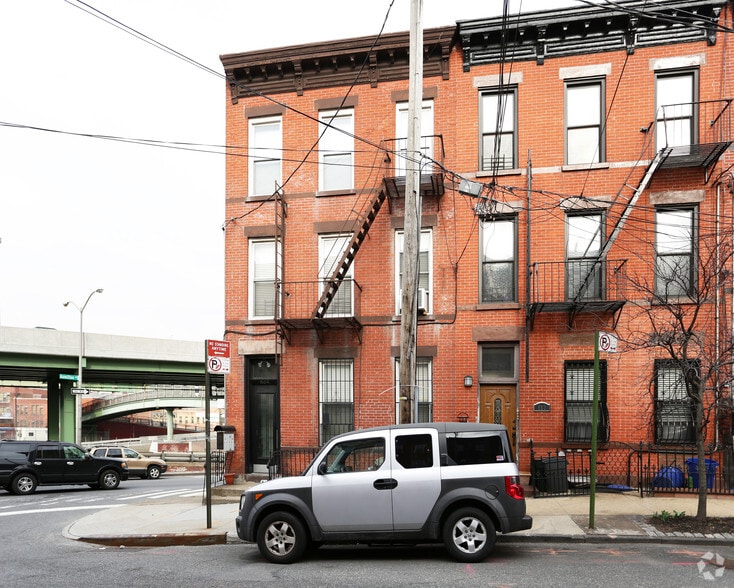 More Photos Of 664 Henry St, Brooklyn Apartments For Sale