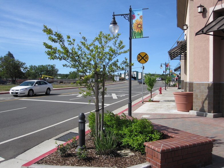 More Photos Of 2820 Freeman St, Anderson Freestanding For Lease