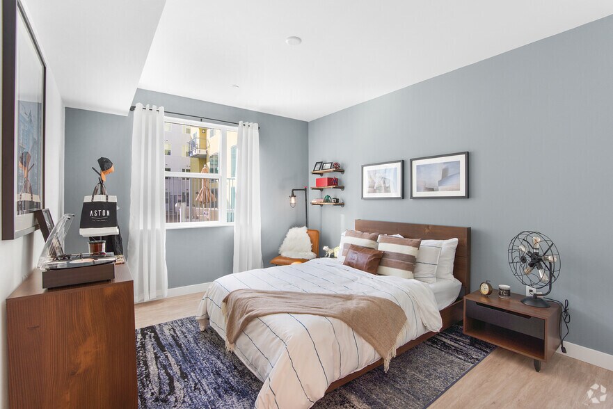 More Photos Of 10568 Gateway Promenade, El Monte Apartments For Lease