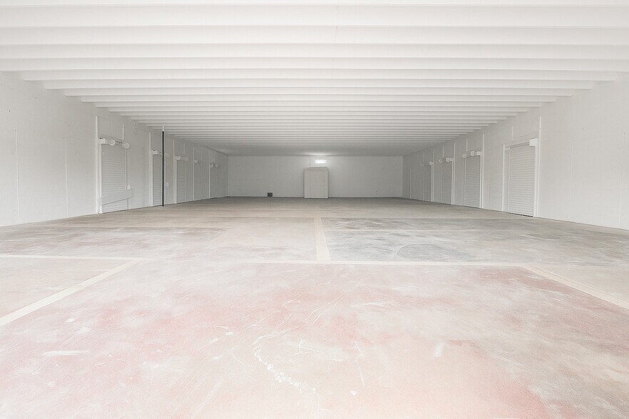 Primary Photo Of 661 NE 42nd St, Deerfield Beach Warehouse For Lease