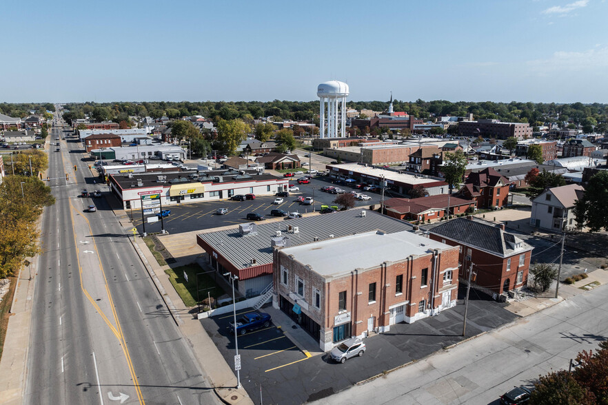 Primary Photo Of 900 Broadway St, Quincy Flex For Sale