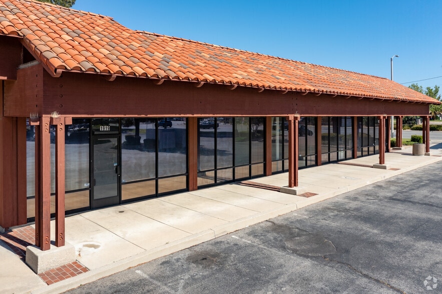 More Photos Of 1915-1989 W Avenue L, Lancaster Unknown For Lease