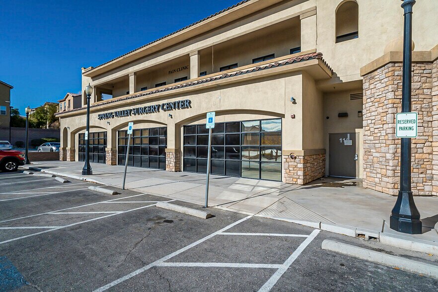 More Photos Of 7175 N Durango Dr, Las Vegas Medical For Lease