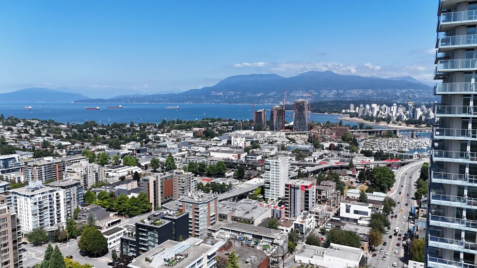 More Photos Of 2566-2584 Granville St, Vancouver Storefront For Sale