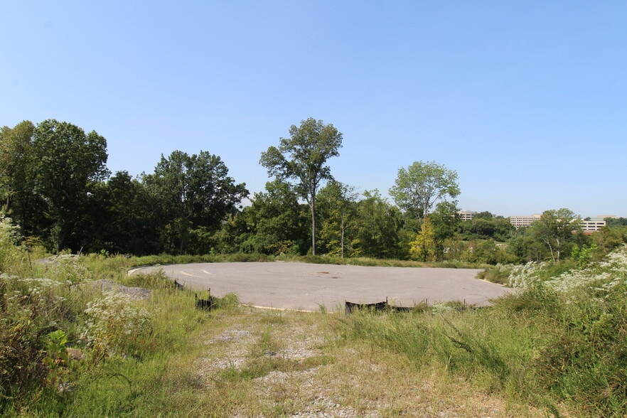 Primary Photo Of 910 Perimeter Ct, Nashville Land For Sale