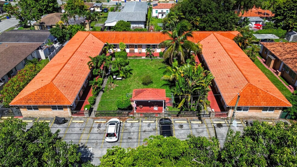 More Photos Of 140 SW 30th Ct, Miami Apartments For Sale