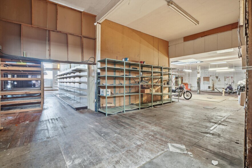 More Photos Of 511 3rd St, Rodeo Storefront Retail Residential For Sale