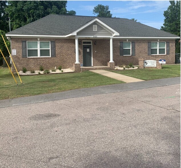 Primary Photo Of 2625 Rutledge Rd, Columbia Medical For Lease