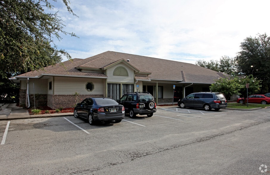 More Photos Of 2959 Alafaya Trl, Oviedo Medical For Lease