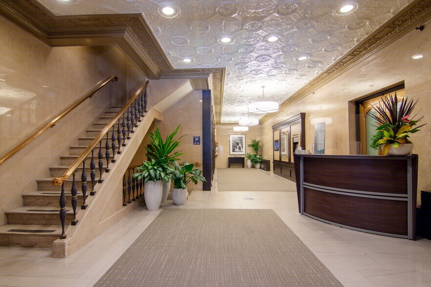 More Photos Of 11 Beacon St, Boston Office For Lease