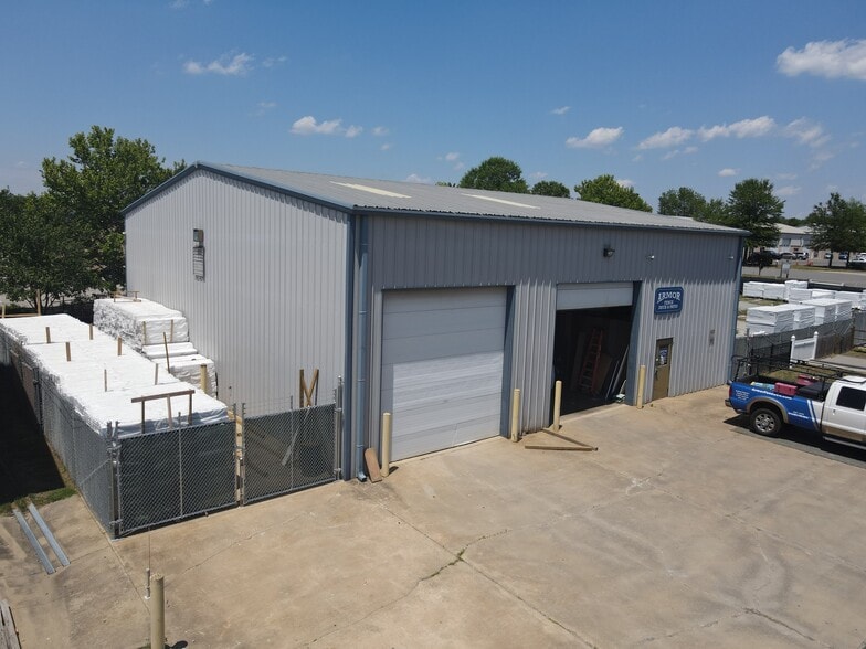 More Photos Of 28 Perchwood Dr, Fredericksburg Warehouse For Lease