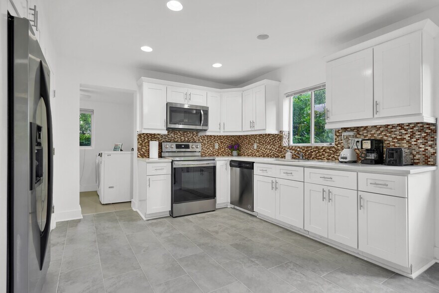 More Photos Of 126 NW 33rd St, Miami Land For Sale