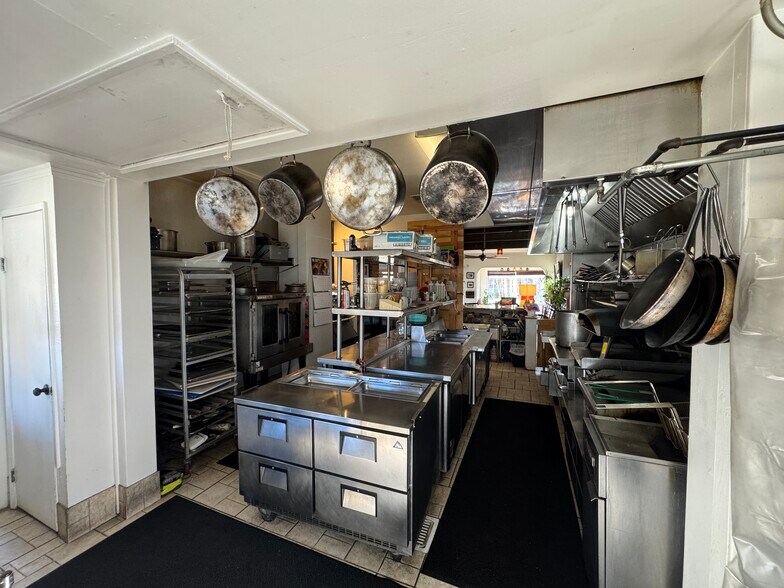 More Photos Of 725 S Center St, Reno Restaurant For Lease