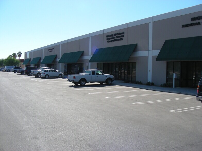 More Photos Of 81077 Indio Blvd, Indio Manufacturing For Lease