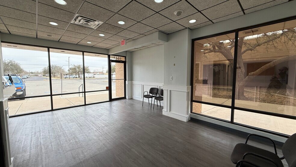 More Photos Of 1941 E 37th St, Odessa Office For Sale