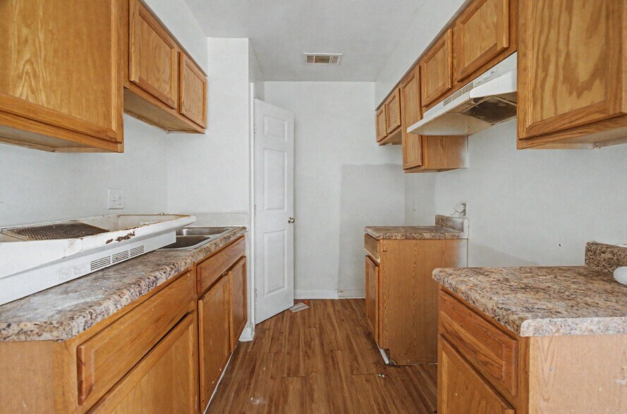 More Photos Of 6711-6817 Tara Ln, New Orleans Apartments For Sale