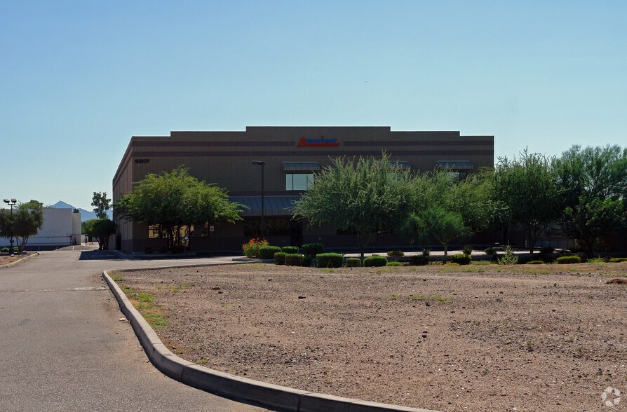 More Photos Of 16807 N Cave Creek Rd, Phoenix Warehouse For Sale